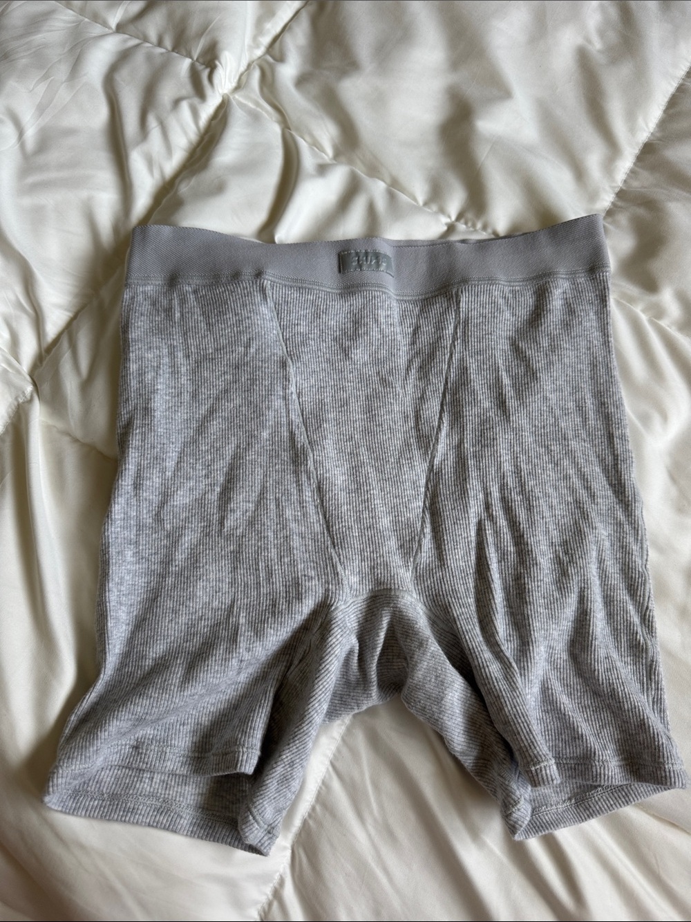 SKIMS women’s Gray Ribbed Boxer Briefs – Brand Unspecified